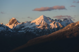 千山景物区(千山景物区：恢宏壮丽的自然绘画)